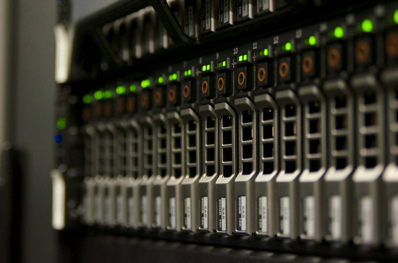 Managed VPS vs. Shared Hosting: When It's Time to Move Up 🚀